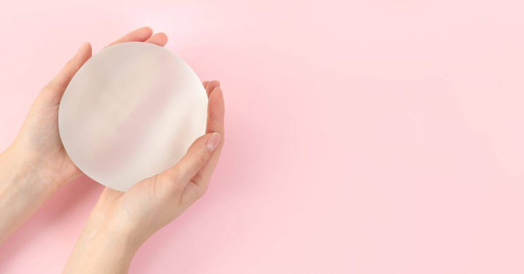 parere implanturi mamare